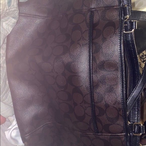 Coach purses - Picture 4 of 7